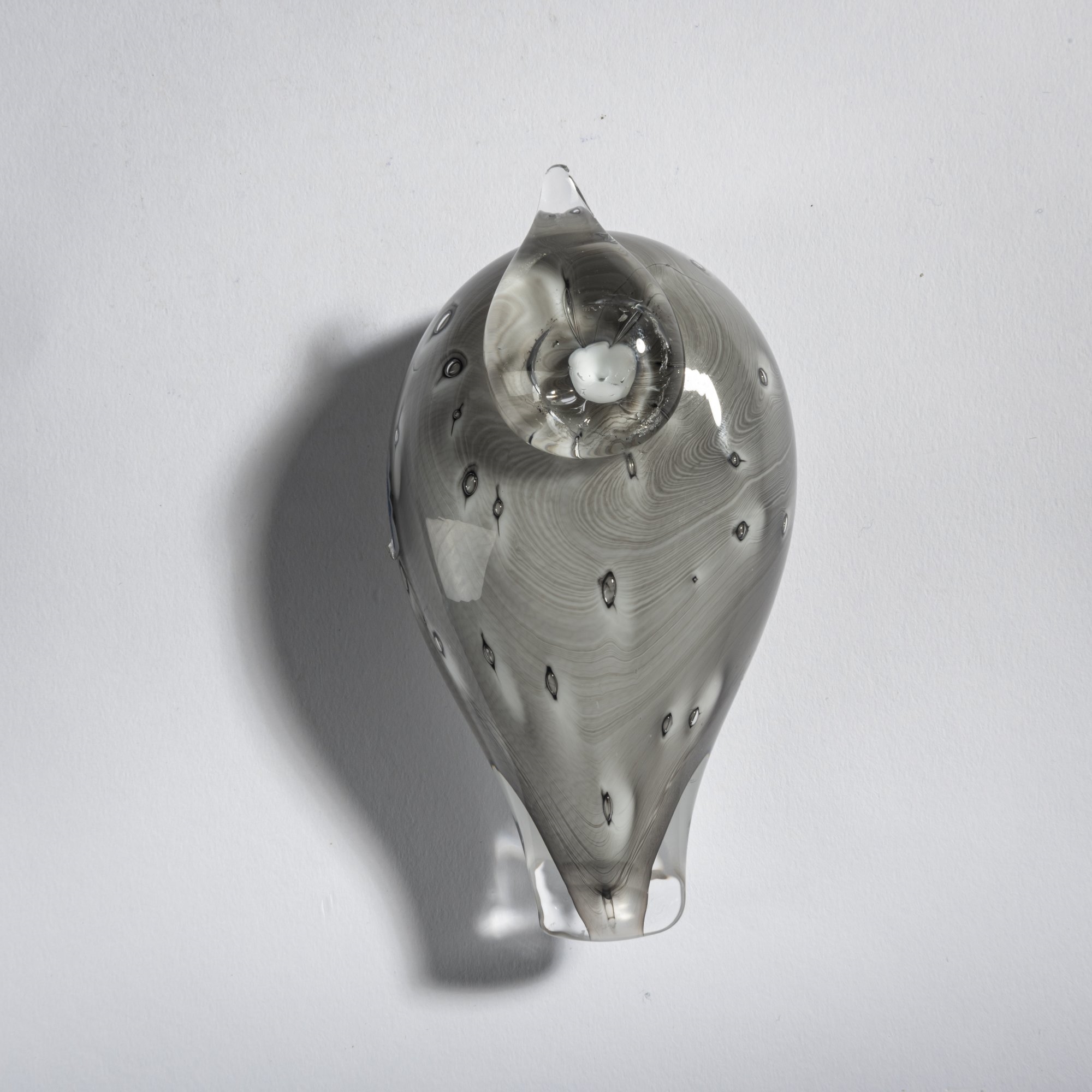 Artwork by Oiva Toikka, Untuviklo, Made of Cased glass