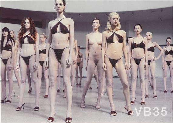 VB 35 - SHOW by Vanessa Beecroft, 1998
