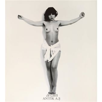 Artist - Sukran Moral