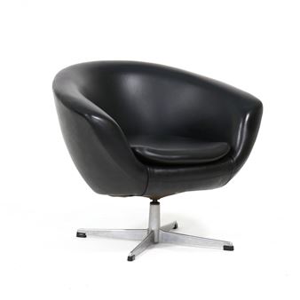Pod Swivel Lounge Chair - C. E. Klote