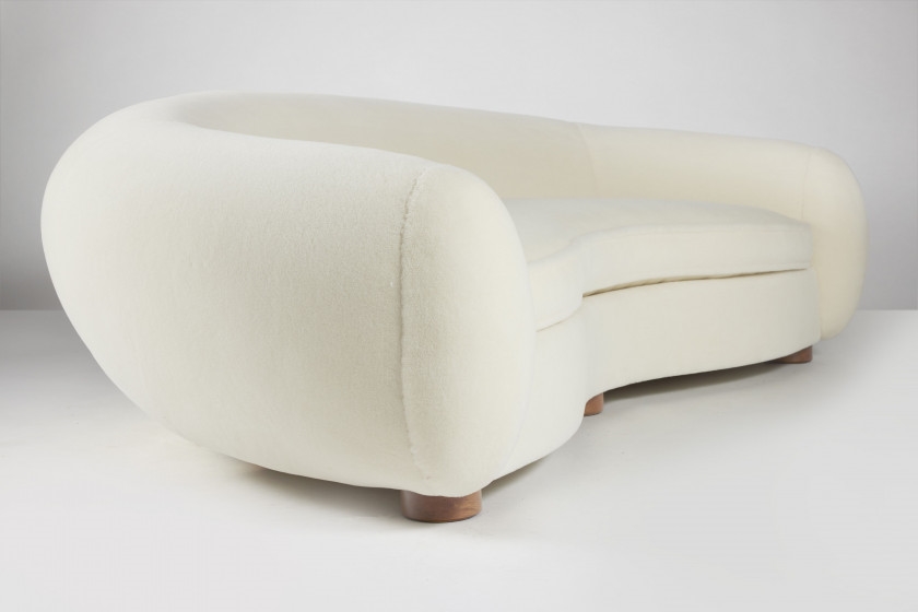 Jean Royère | Canapé modèle « Boule » dit « Ours polaire » (1947