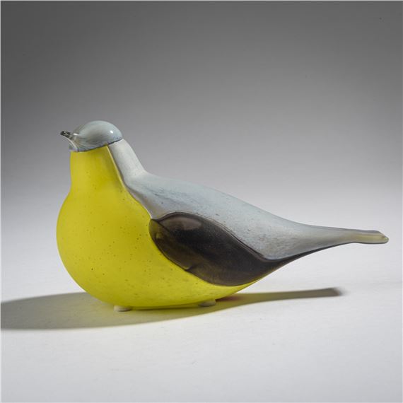 Yellow wagtail 'Keltavästäräkki' by Oiva Toikka, 1996
