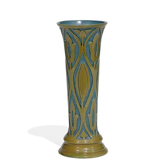 Della Robbia earthenware vase with stylized tulips - Elizabeth Lloyd