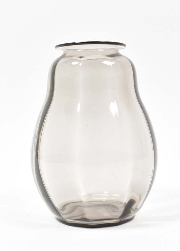 Artwork by Willem Jacob Rozendaal, Grey-purple vase; Trompet vase, Made of decoration