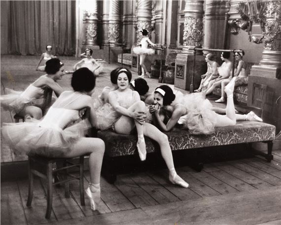Resting dancers of the Opéra de Paris Corps de Ballet by Alfred Eisenstaedt, 1930