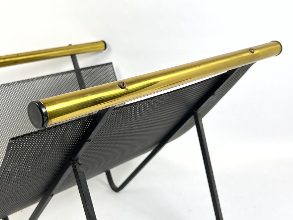 Gene Tepper | Magazine Log Holder | MutualArt