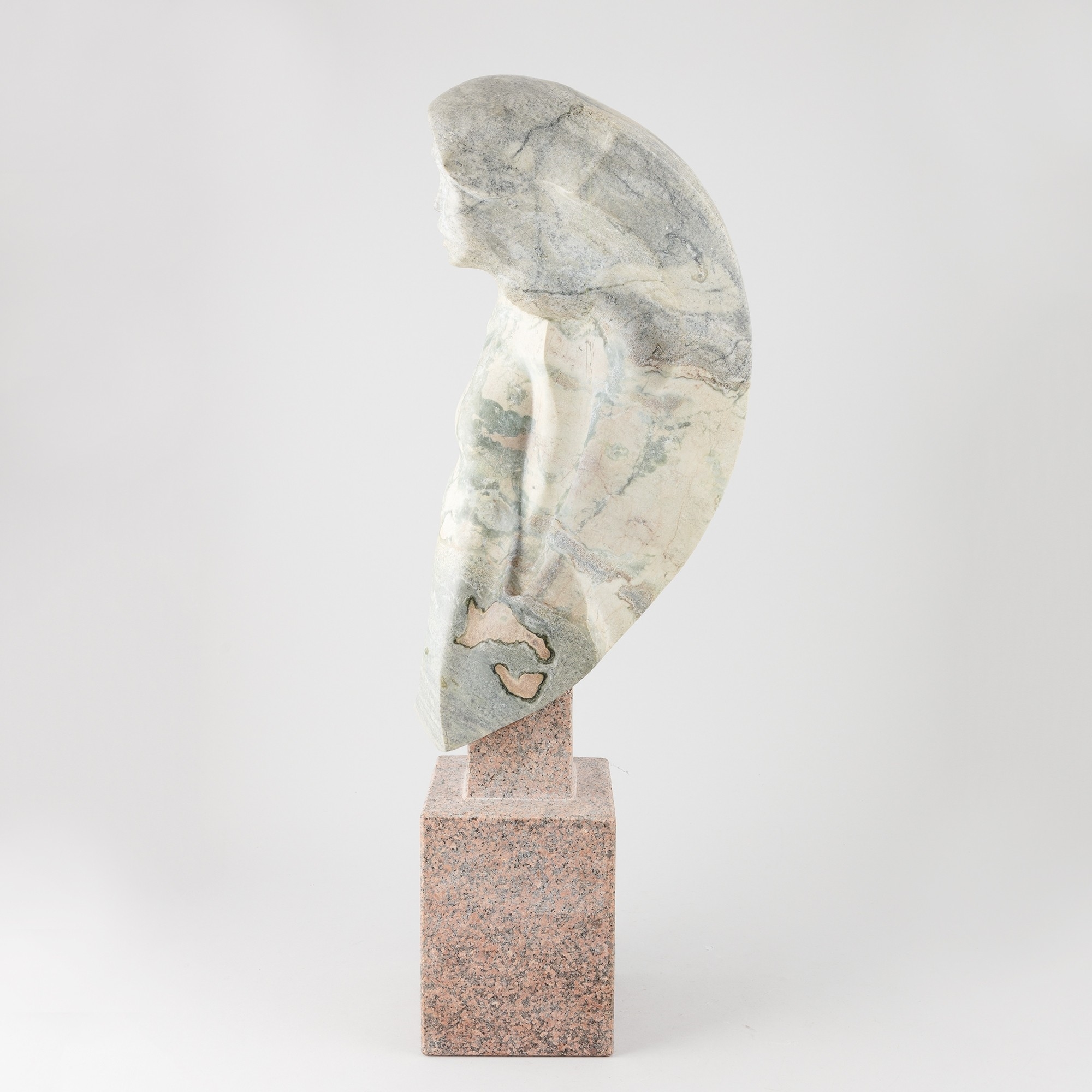 Artwork by Ari Virtanen, Aamu (Morning), Made of marble and pedestal granite