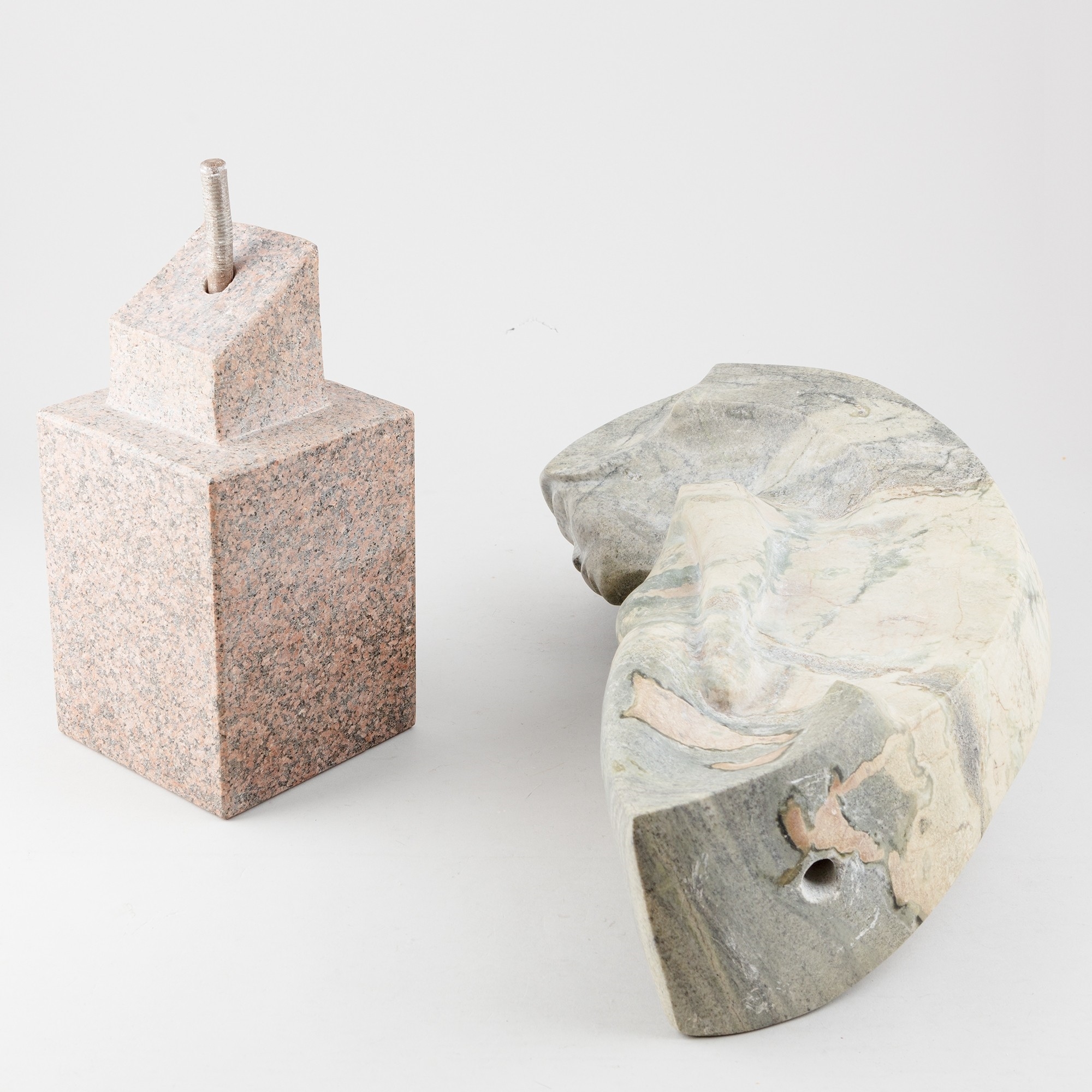 Artwork by Ari Virtanen, Aamu (Morning), Made of marble and pedestal granite