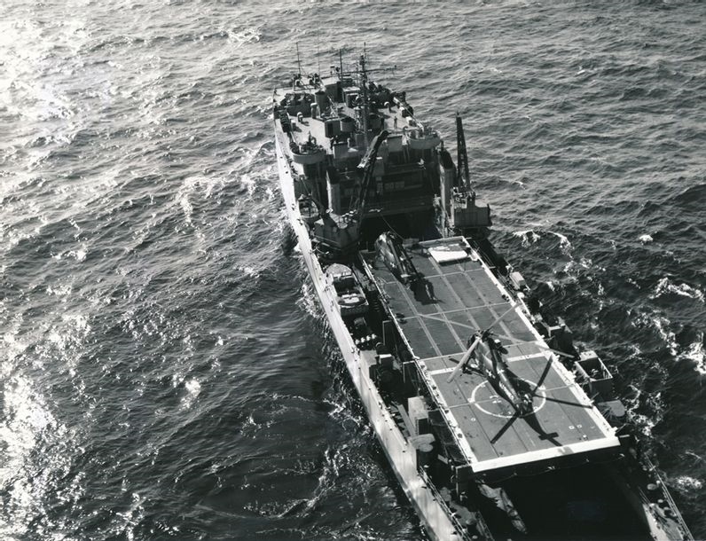 NASA | The ship USS Donner moves to the landing zone of the Mercury ...