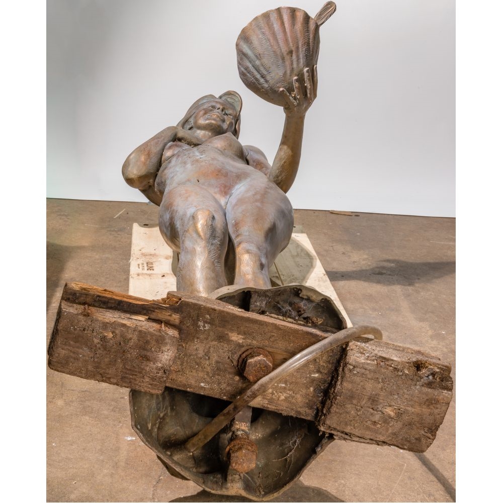 Victor Issa | The Bird Bath (1996) | MutualArt