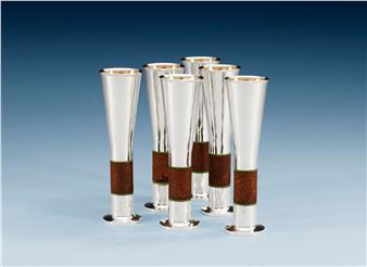 A set of 6 Karl-Heinz Sauer sterling and rubber glasses, Västerås 1999. - Karl-Heinz Sauer