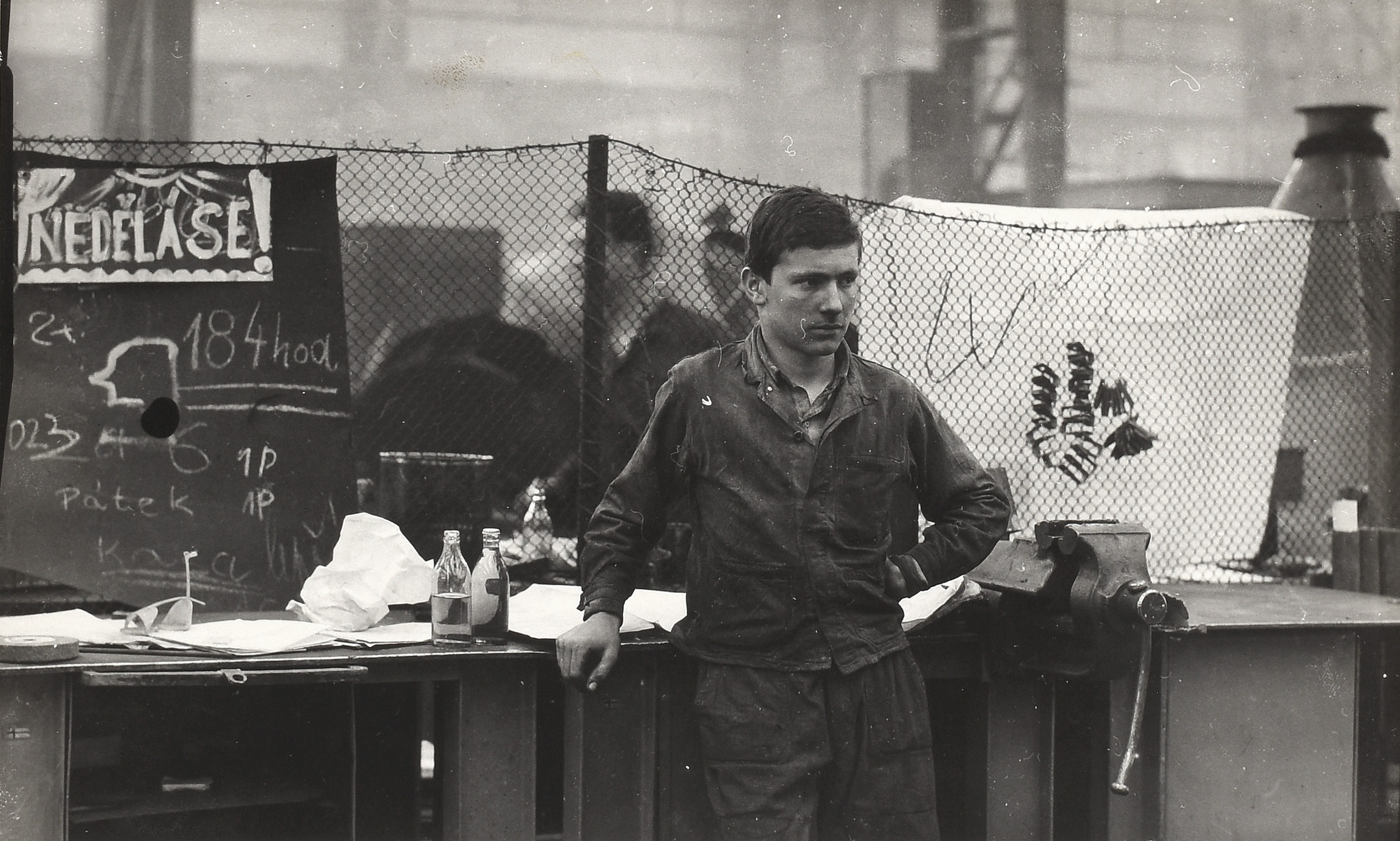 Artwork by Antonín Gribovský, NEDĚLÁ SE!, Made of vintage gelatin silver print