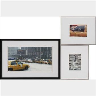 New Yorker Taxi,Zeitungsstapel,Harmon - Steve Harmon