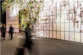 The 8 Best Booths at Tefaf Maastricht, From a Rare Artemisia Gentileschi to a Two-Sided de Chirico