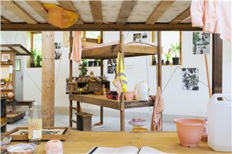 Gathering pieces, traces & paintings - SALTS, Country