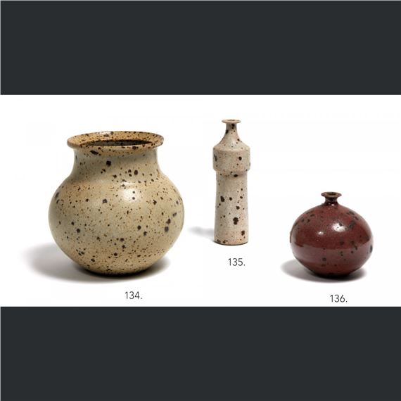 Vase bouteille renflé en partie haute et col ourlé by Robert Deblander, vers 1965