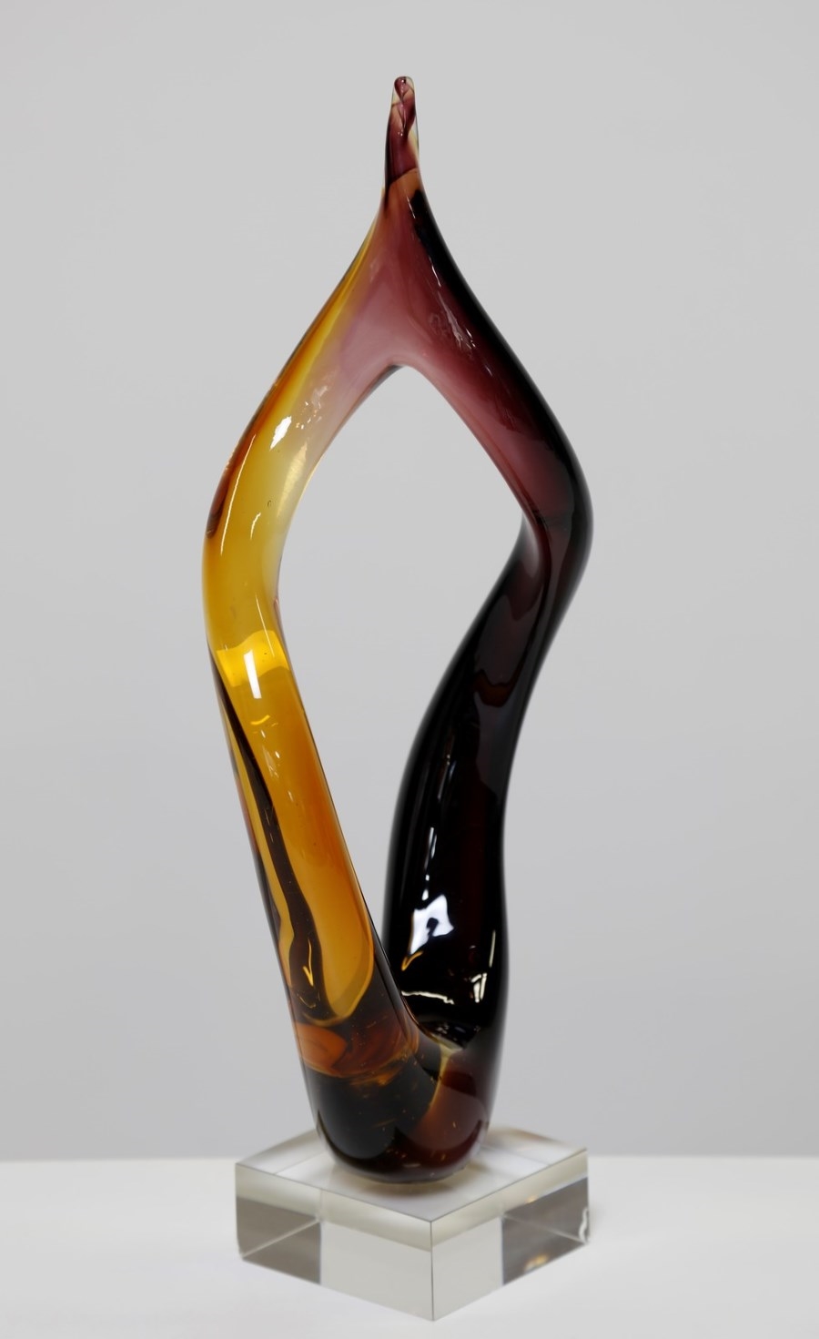 Ezio Rizzetto | Sculpture | MutualArt