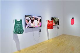 Polvo De Gallina Negra: The Evil Eye and Other Feminist Recipes