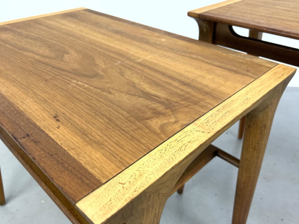 Artwork by Arthur van Court, Tables