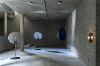 Mirror and Helios - Irena Haiduk