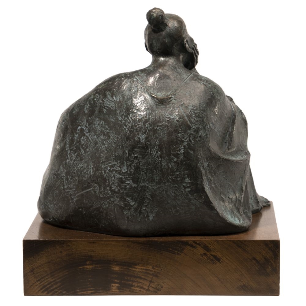 Onyx Sculpture of a Seated Woman by Armando Amaya - 14x11x11 - Ruby Lane