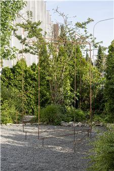 Vanessa Disler at Damien & The Love Guru