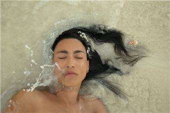 Yo Trabajo Con la Tierra / I Work With the Earth - Big Medium