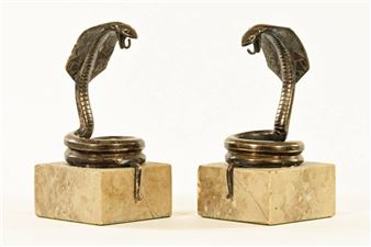Two Cobra Royal pocket watch holders or desk ornaments - Gaston Rischmann