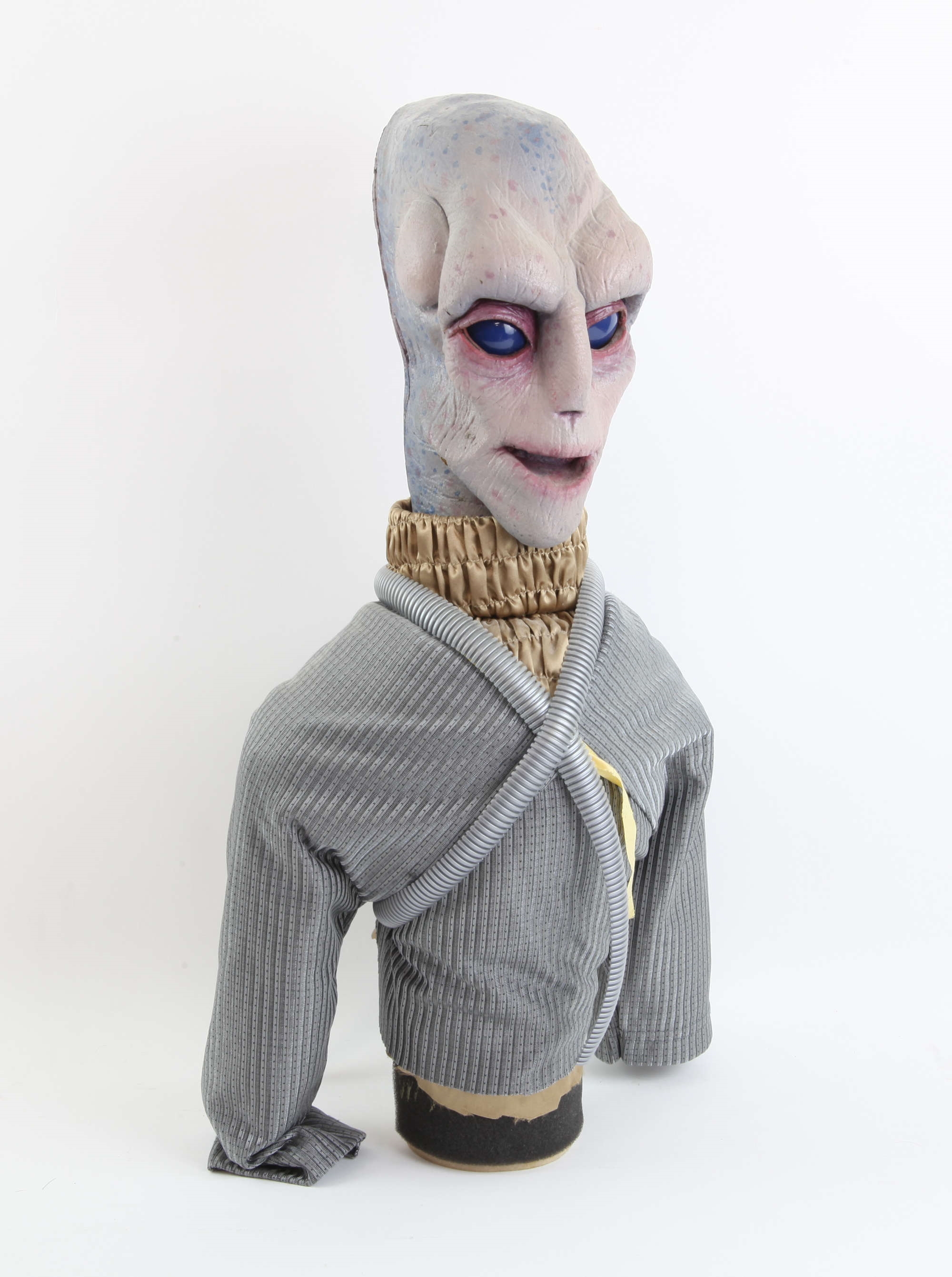 Phil Eason | Alien puppet from Crater's Rock pilot | MutualArt