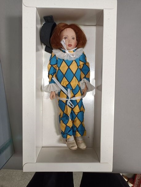 Artwork by Helen Kish, Two dolls of collection Helen KISH.