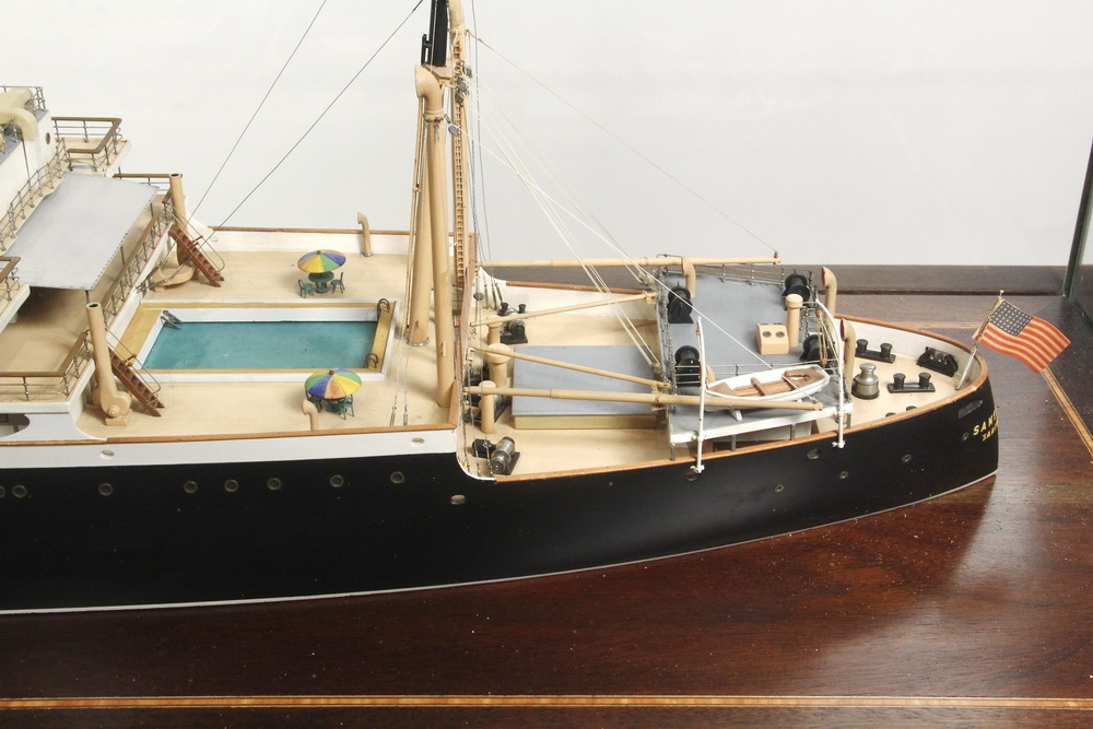 Santa Rosa | CASED SHIP MODEL - Builder's Waterline Model (1932 ...