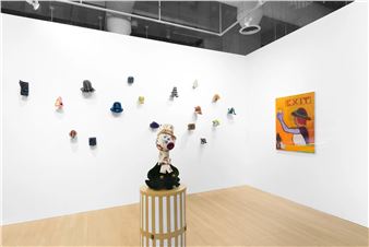 Chapeau! - Anton Kern Gallery (Window)