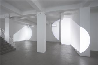 Michel Verjux: Découper Plier Éclairer: Des Corps Et Du Vide? - A arte Invernizzi