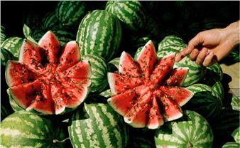 Buy Art and Design to Support Ukraine: The Sales and Auctions Happening Now