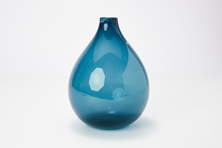 Artwork by Kjell Blomberg, Large 'Blomkulla' jug,, Made of Colored glass