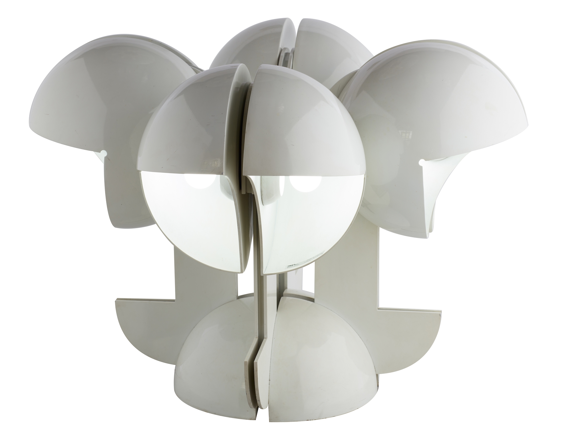 Artwork by Gae Aulenti, RUSPA QUATTRO TABLE LAMP, Made of white lacquered metal and aluminium