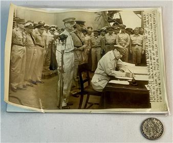 WWII General Douglas Macarthur Signs Jap Surrender Papers AP Still Picture by Photographer Frank Filan - Frank Filan