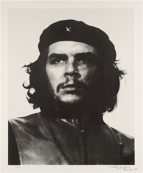 Alberto Korda | Che Guevara reading (1960) | MutualArt