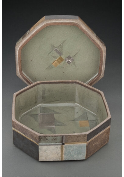 Artwork by Isamu Shiina, Covered Box, Made of Glazed stoneware