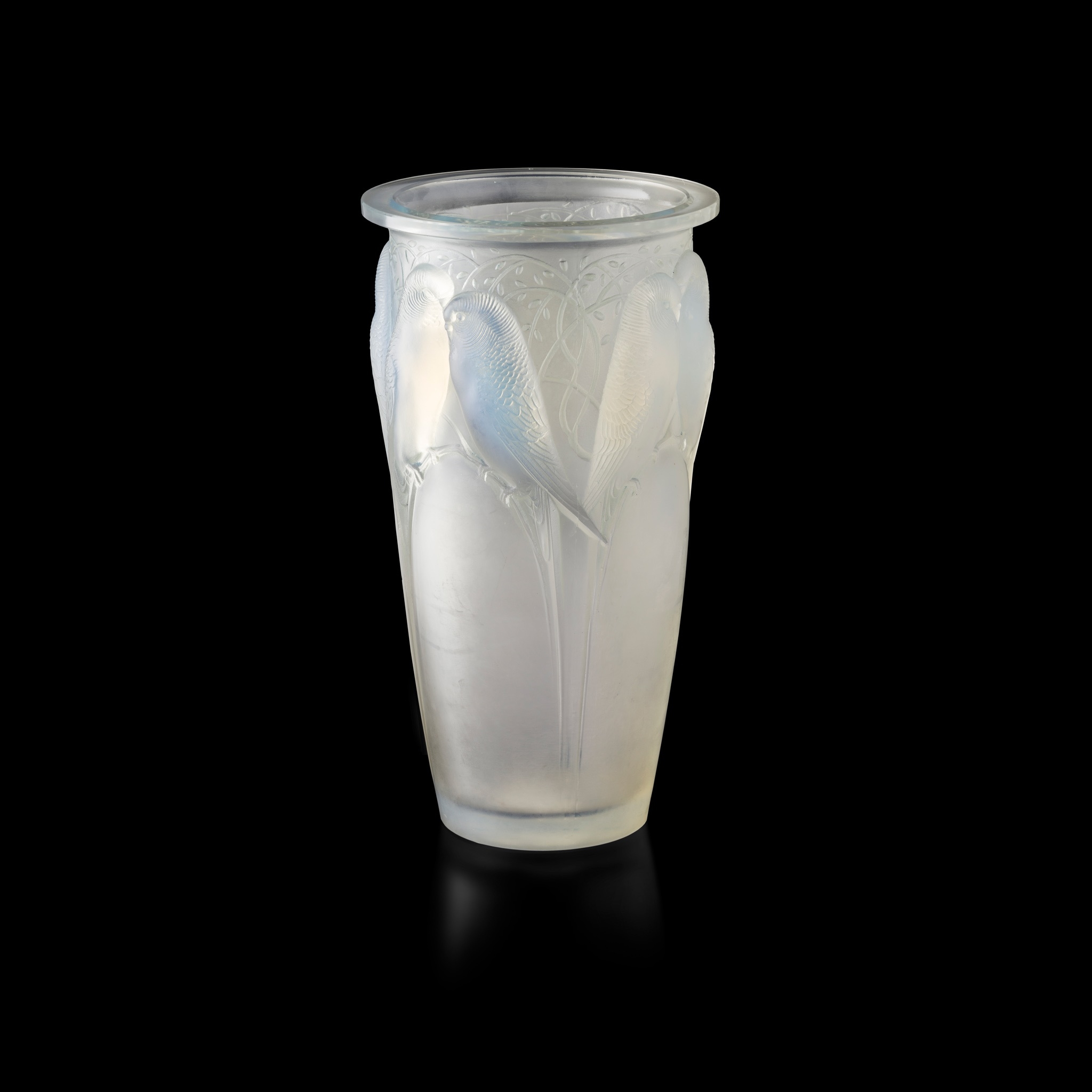 René Lalique CEYLAN VASE, NO. 905 MutualArt