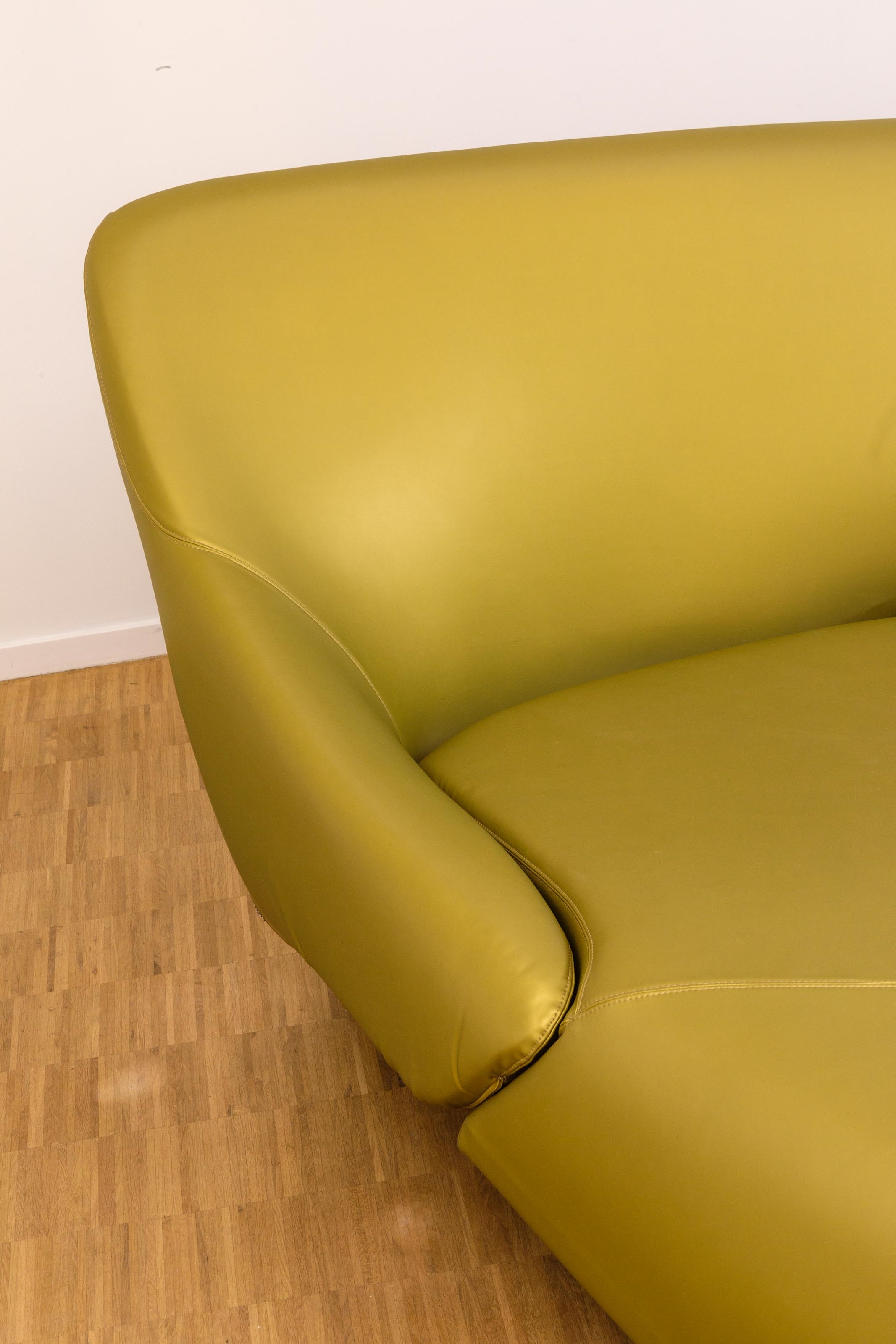 Zaha Hadid Sofa Sculpture (2007) MutualArt