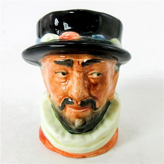 Beefeater Royal Doulton Miniature Beefeater Character Jug D6251 