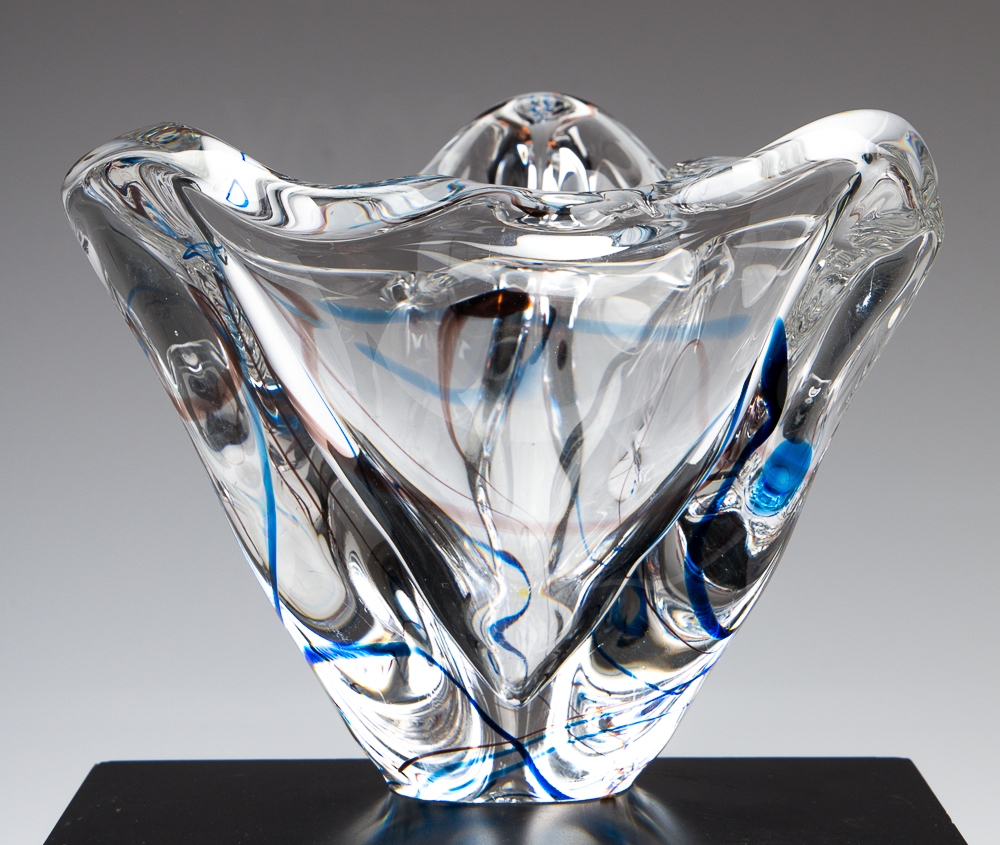 Artwork by Max Verboeket, Art glass triangular tissue vase, Made of glass