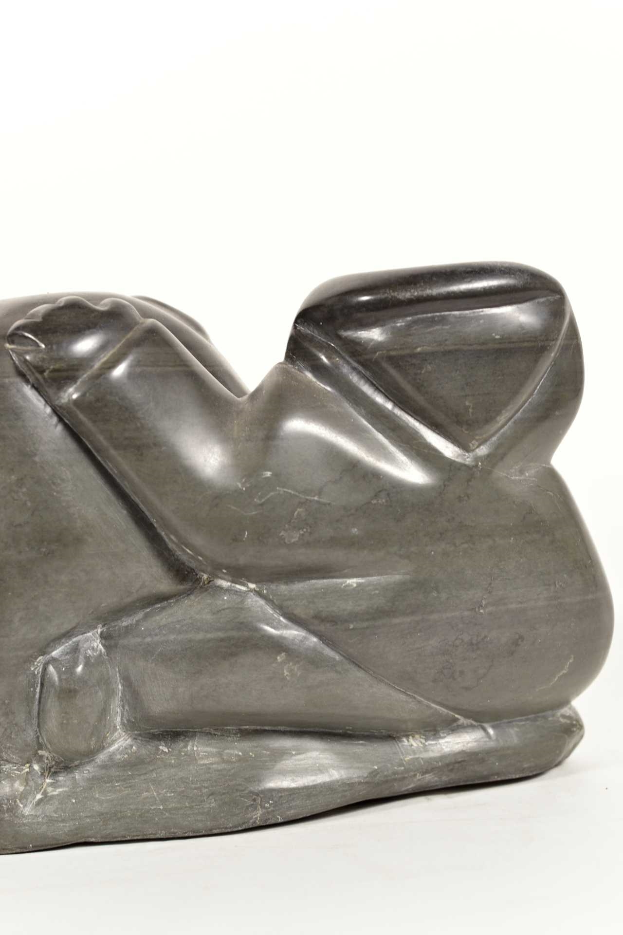 Shoona Aragutak | Inuit et morse | MutualArt