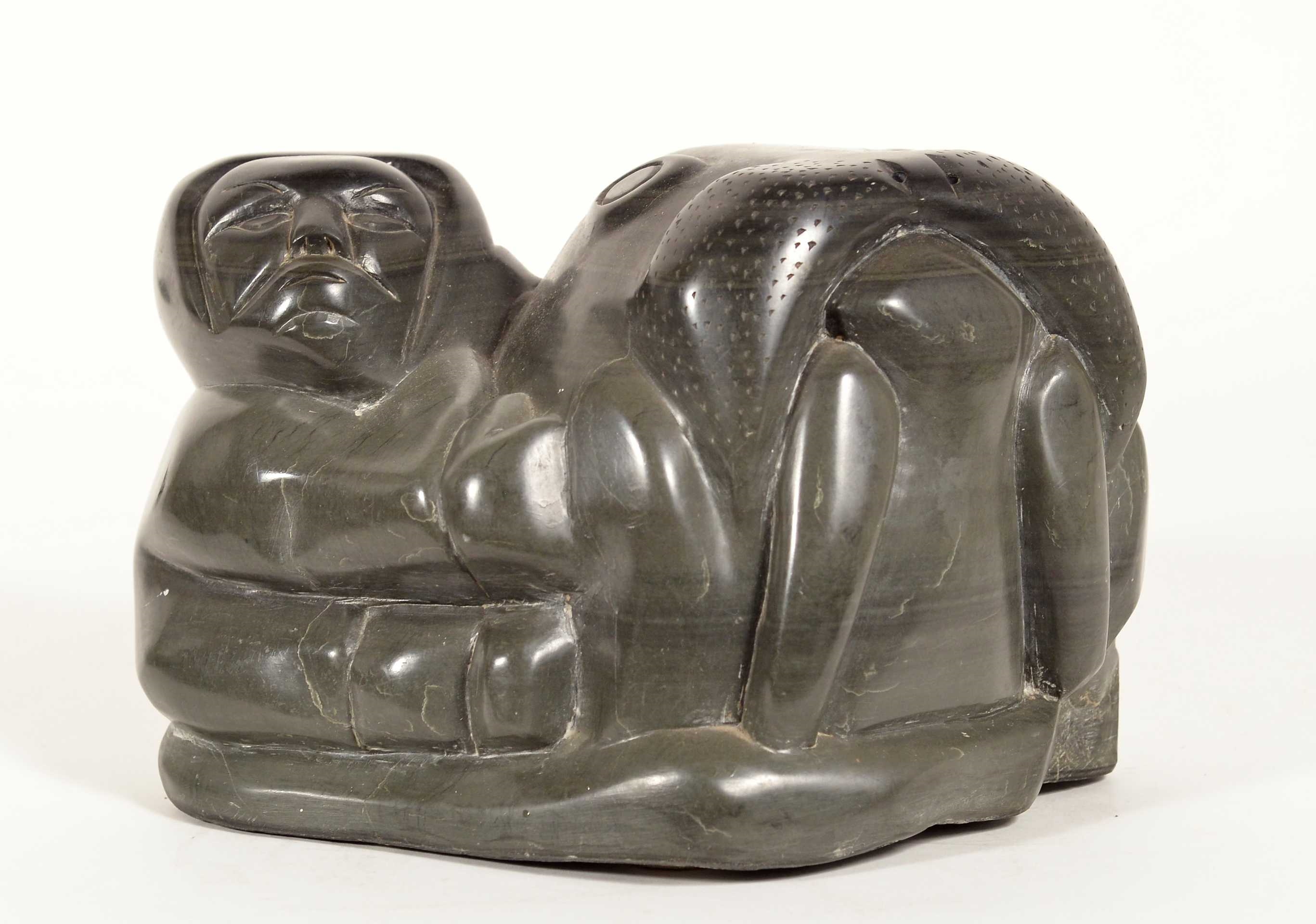 Shoona Aragutak | Inuit et morse | MutualArt