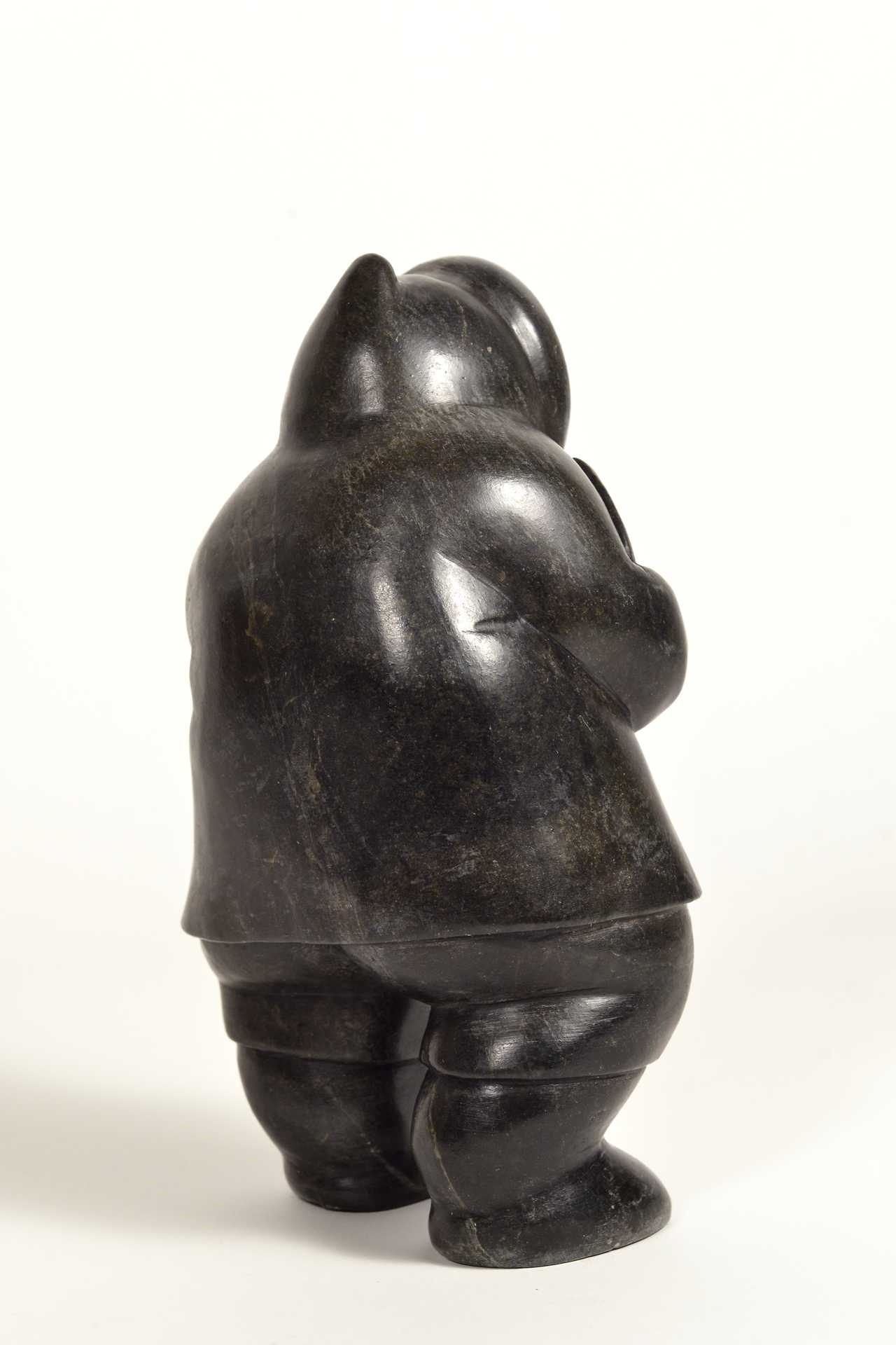 Artwork by Conlucy Nayoumealook, Pècheur avec sa prise, Made of Stone