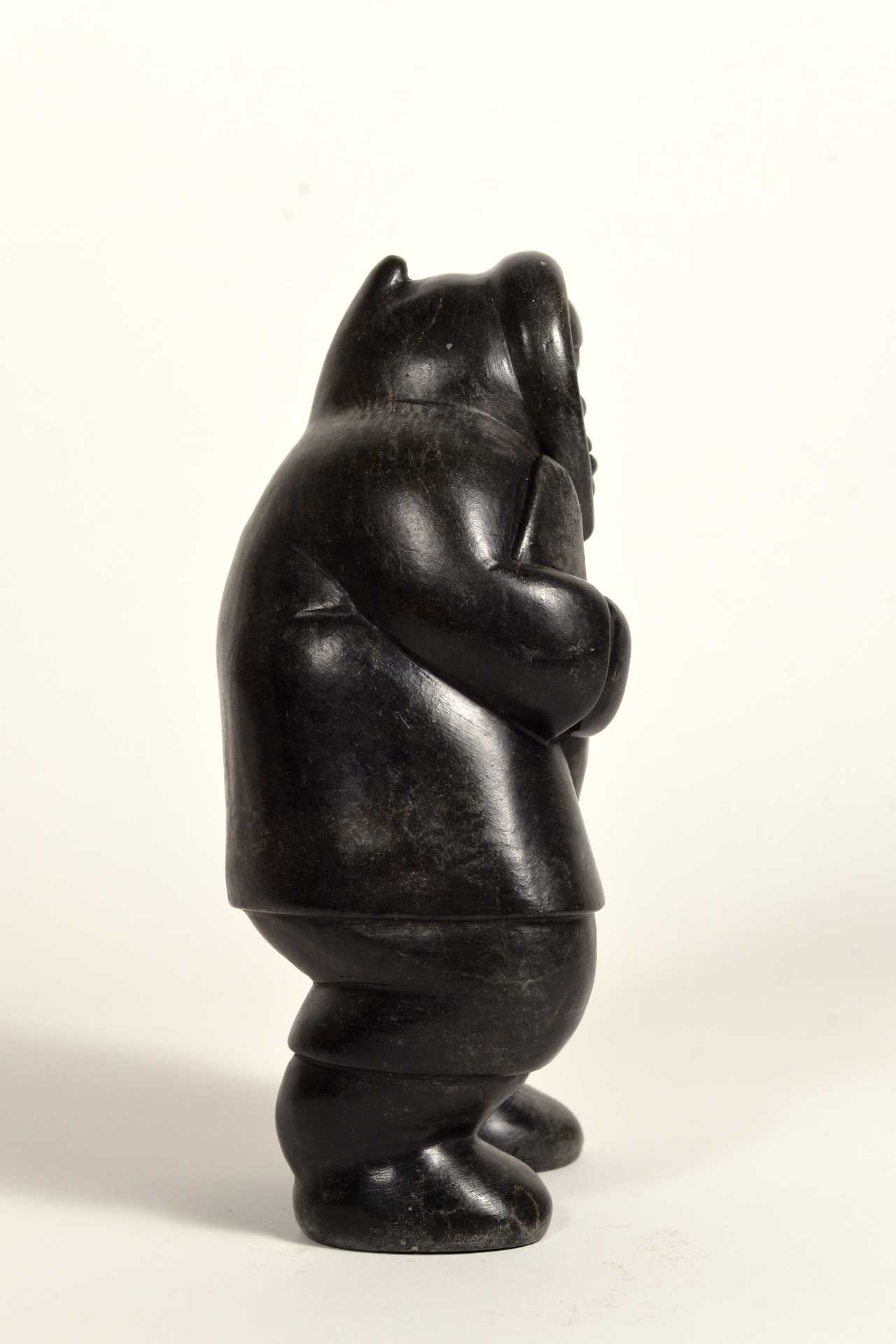 Artwork by Conlucy Nayoumealook, Pècheur avec sa prise, Made of Stone