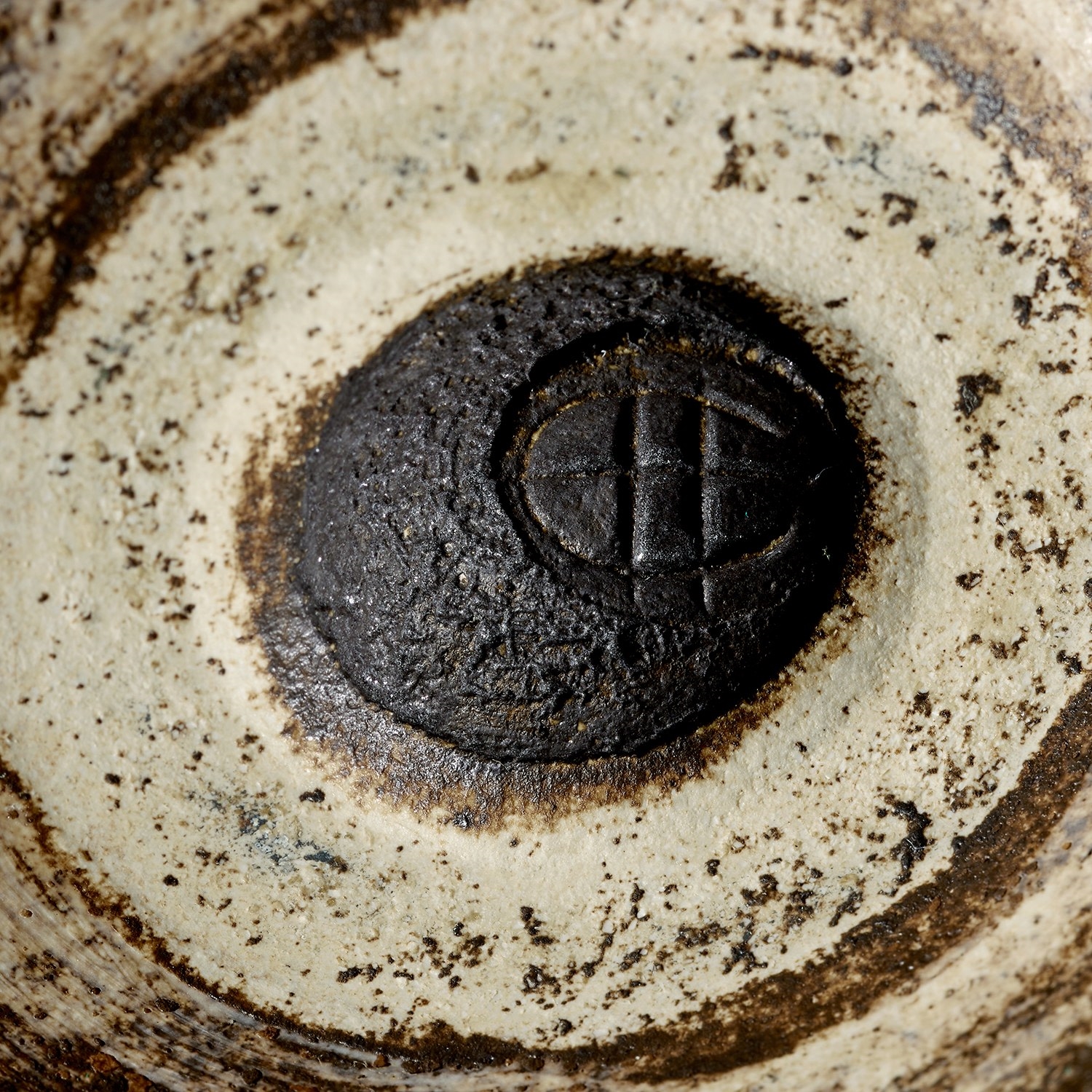 Hans Coper | Ovoid form with flattened cylinder | MutualArt