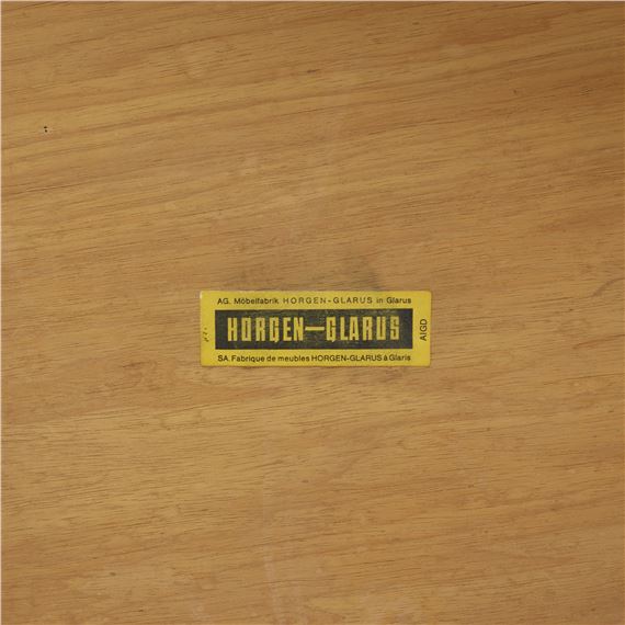 Max Bill | Unique Dreirund coffee table (Circa 1950) | MutualArt