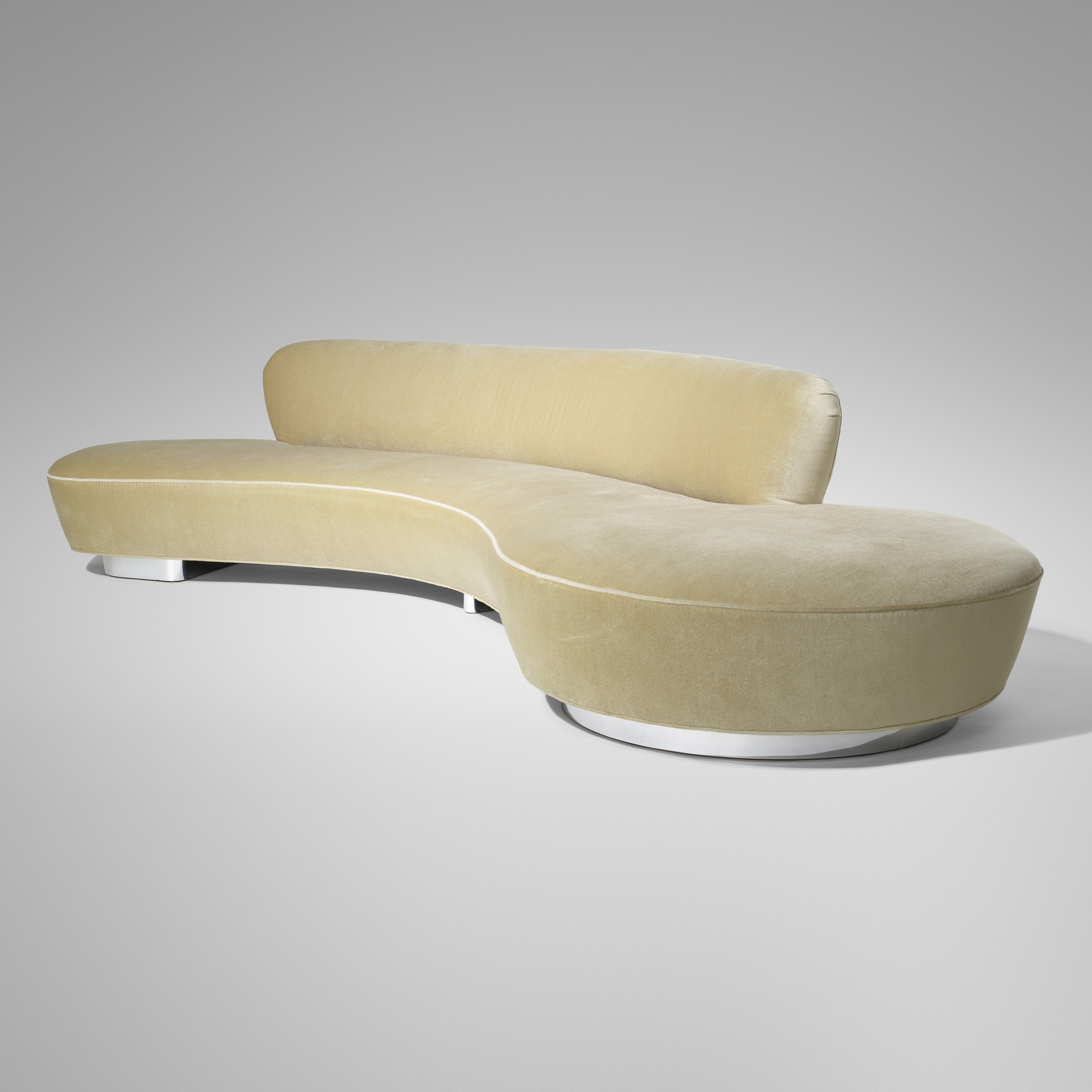 Vladimir Kagan | Serpentine sofa | MutualArt